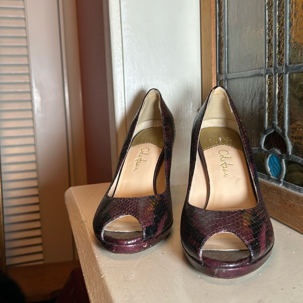 Cole Haan Nike Air leather heels. 8B